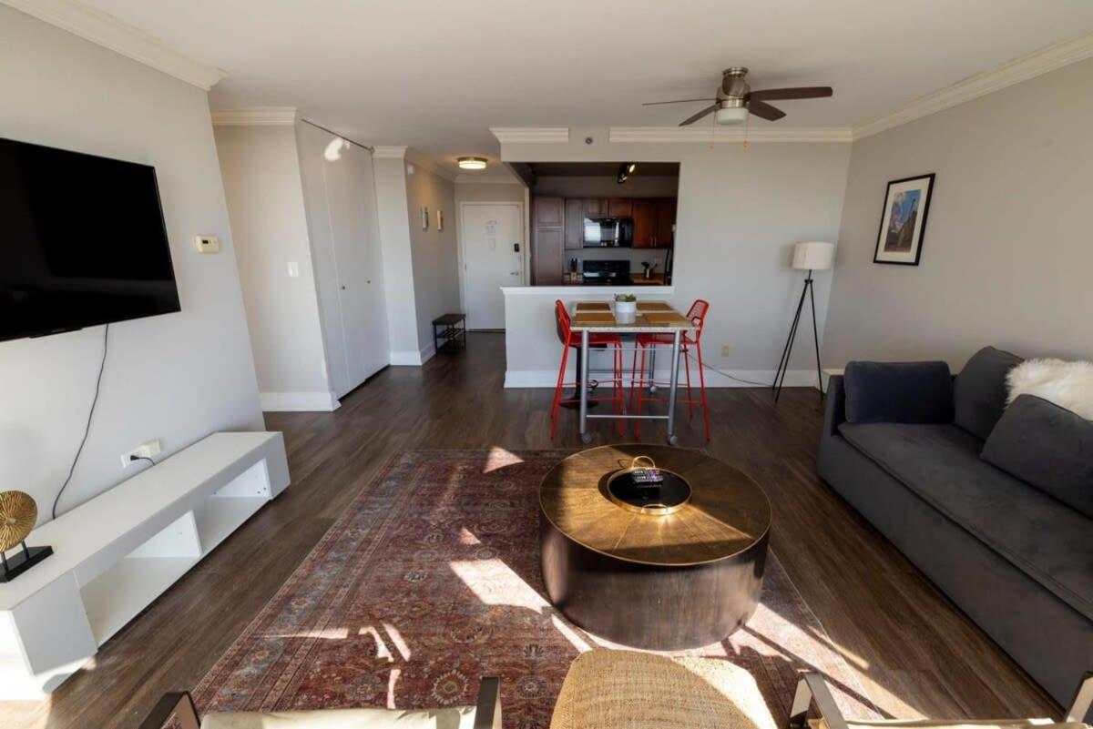 Cozysuites 800 Tower 2br With Gym! 32 Louisville