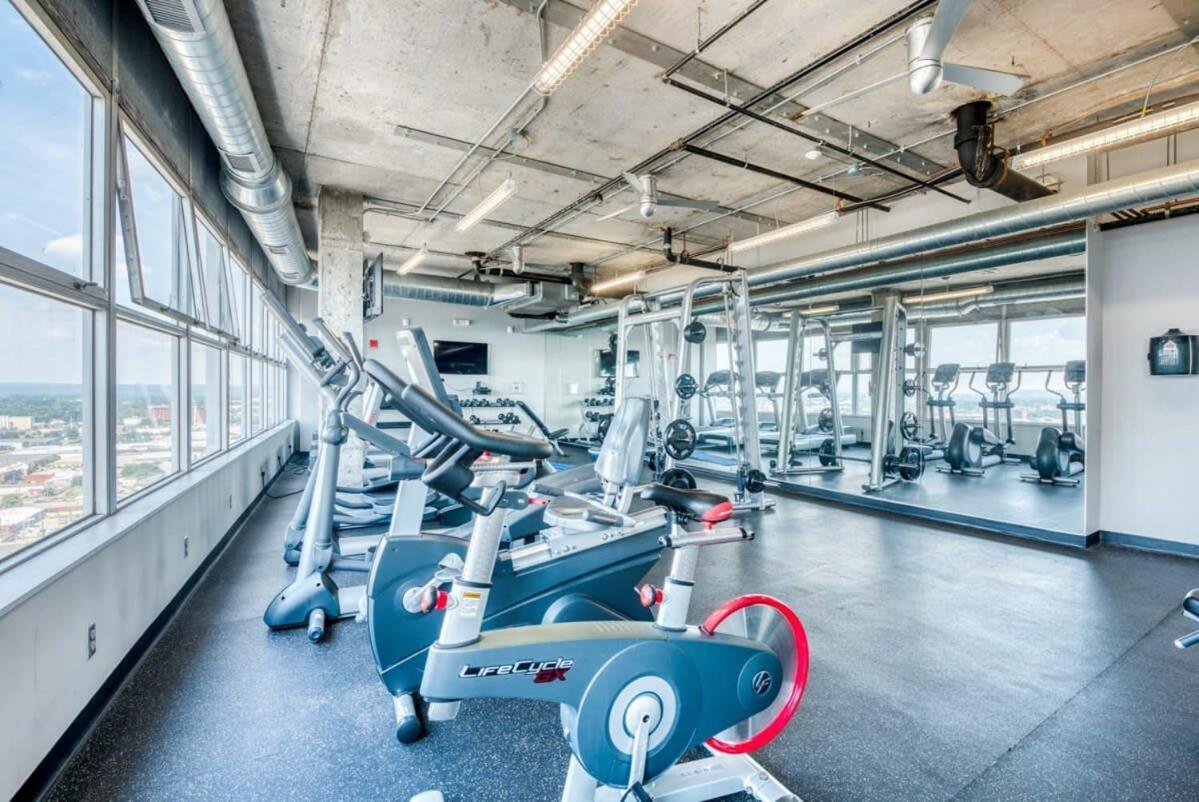 Apartment Cozysuites 800 Tower 2br With Gym! 32 *